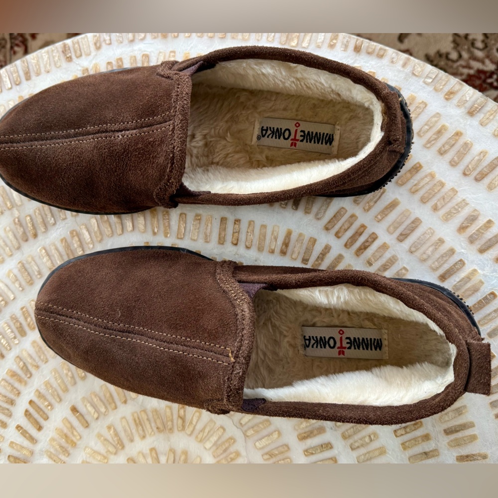 Minnetonka Chocolate Suede Moccasins Men’s Size 11